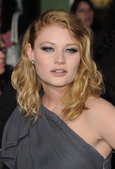 emilie de ravin sexy|Emilie de Ravin (@emiliede